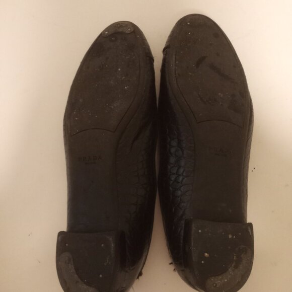Prada Women's Black Ballet Flat Size 6.5 - Picture 4 of 8
